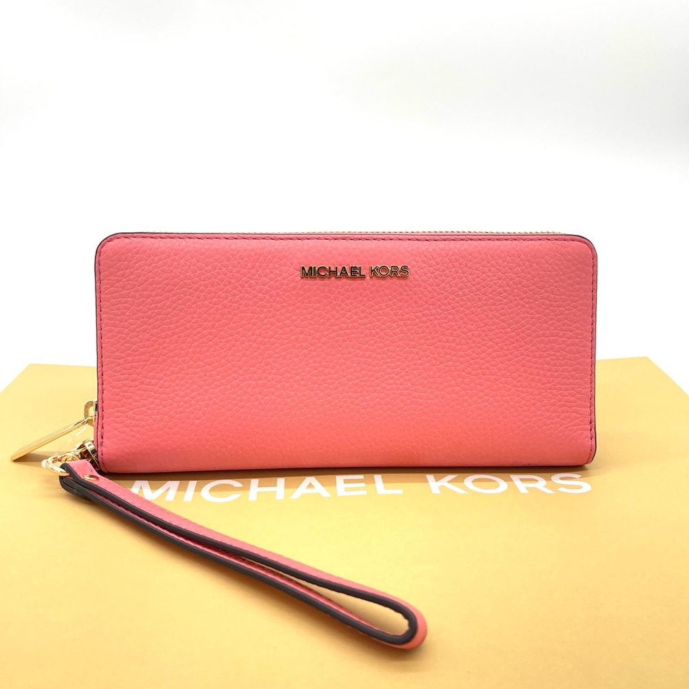 Michael Kors Large Continental Wallet Wristlet - Picture 2 of 6